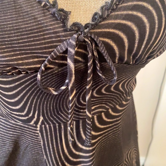 Never worn black/grey swirl dress! from Urban outfitters - Picture 4 of 7